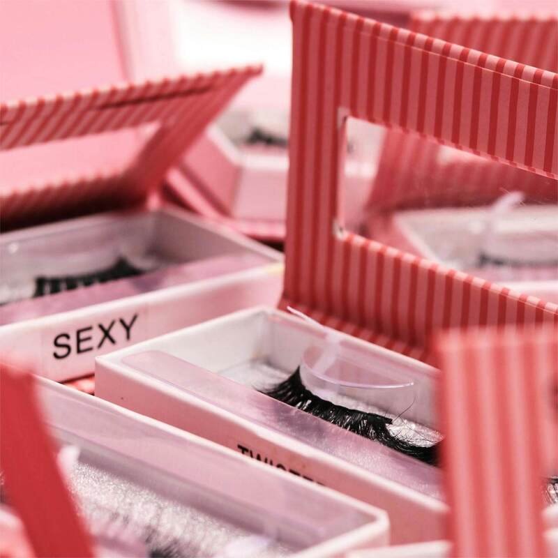 Pink custom eyelash packaging boxes with 3D mink lashes for wholesale